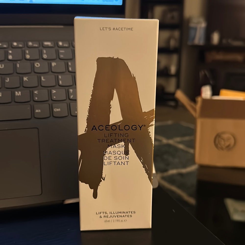 Aceology lifting treatment mask